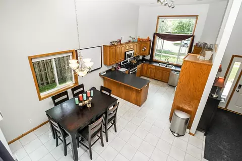 2218 Viking Dr, Saint Cloud, MN 56301 photo 10