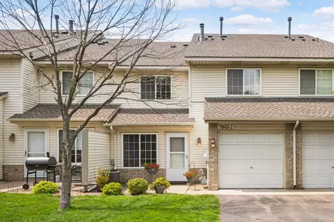 7943 Forest Blvd #I, Woodbury, MN 55125