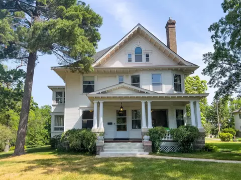 519 6th Ave W, Alexandria, MN 56308