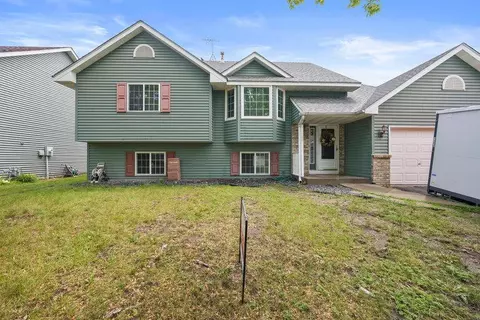 709 10th St, Farmington, MN 55024