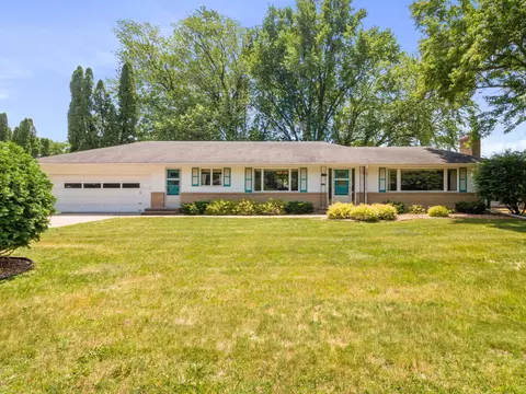 4805 Roycar Rd, Edina, MN 55435