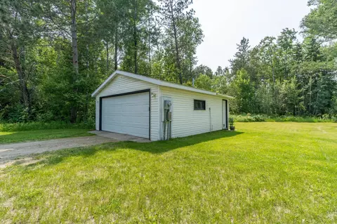 175 Bootleg Lake Rd SW, Bemidji, MN 56601
