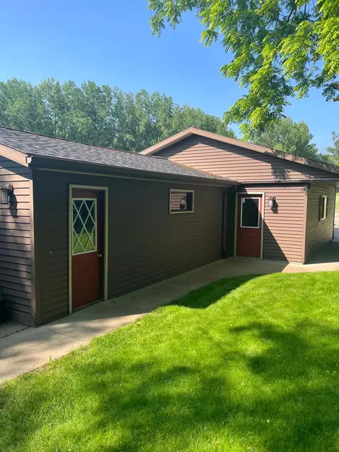 3754 N Eagle Rd, Willmar, MN 56201 photo 4