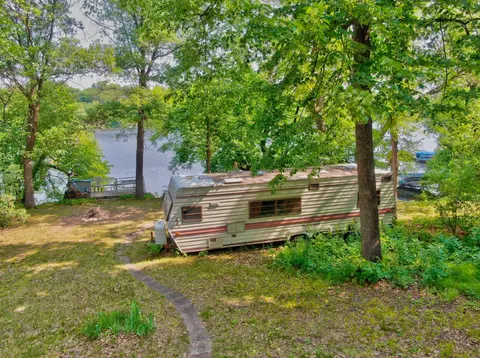 16692 109th St NW, South Haven, MN 55382