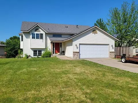 541 Deer Trl, Montgomery, MN 56069