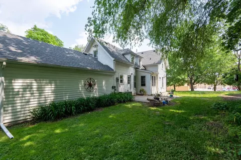 600 S Washington Ave, Saint Peter, MN 56082