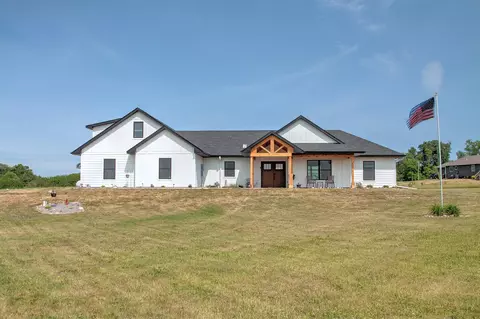 1745 Mahogany St, Mora, MN 55051