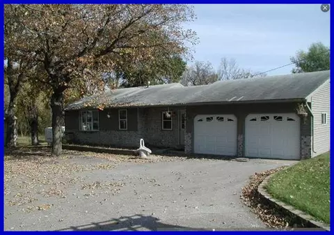4909 18th St SE, Rochester, MN 55904
