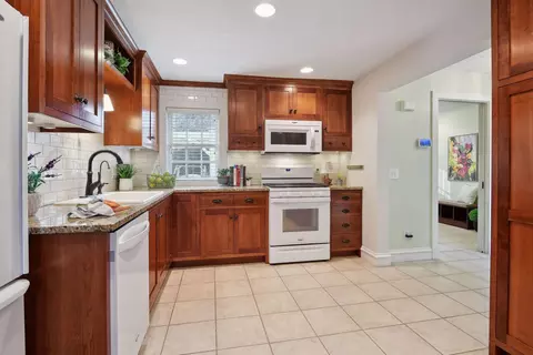 Kitchen - 608 3rd Ave SW, Faribault, MN 55021 photo 3 of 6