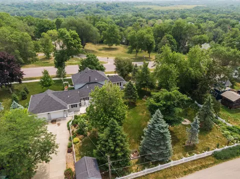 View/Area - 608 3rd Ave SW, Faribault, MN 55021 photo 4 of 10