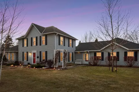 Exterior - 608 3rd Ave SW, Faribault, MN 55021 photo 2 of 29