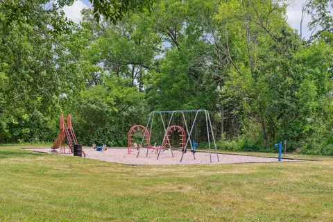 View/Area - 608 3rd Ave SW, Faribault, MN 55021 photo 6 of 10