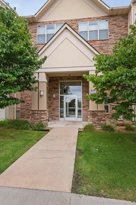 2103 Silver Bell Rd #311, Eagan, MN 55122 photo 3