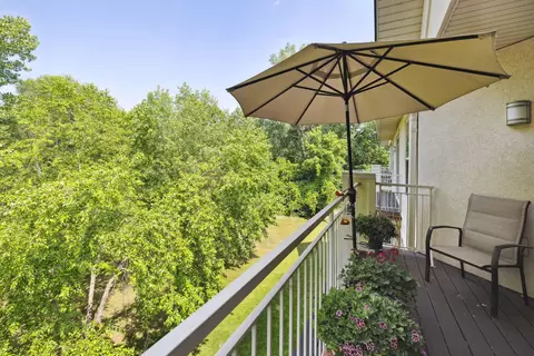 2103 Silver Bell Rd #311, Eagan, MN 55122 photo 13