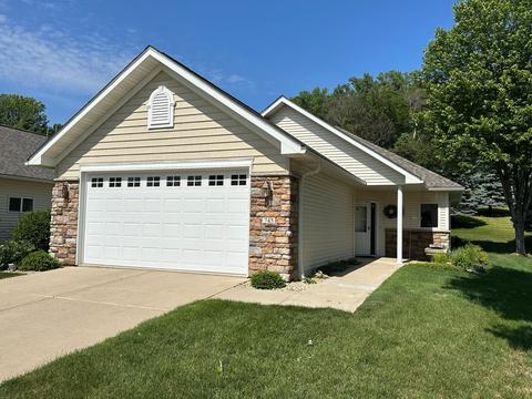 745 Briarwood Dr, Red Wing, MN 55066