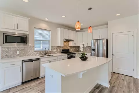 558 Satori Way, Chaska, MN 55318