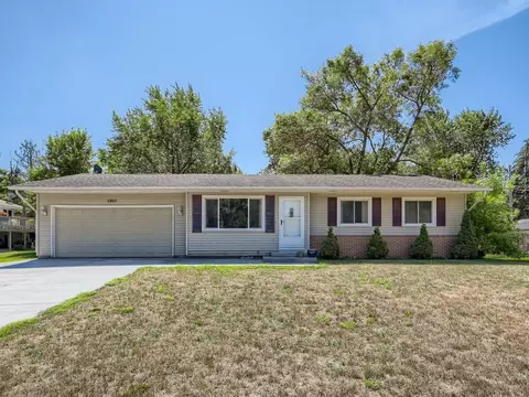 1307 Sun Valley Dr, Hastings, MN 55033