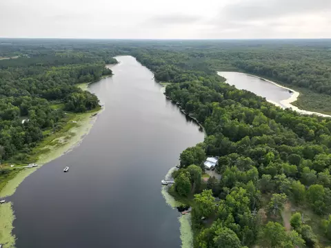 769 Nn Debbie Ridge Rd, Rutledge, MN 55749