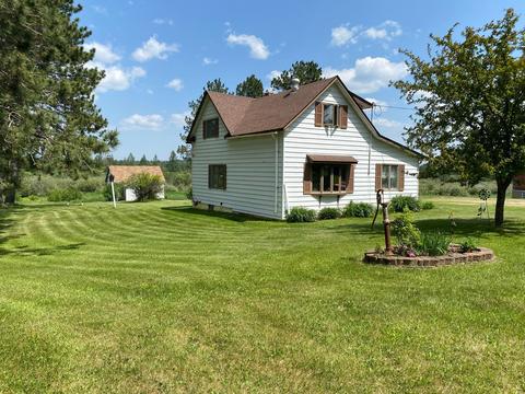 7330 Palo Tia Rd, Embarrass, MN 55732