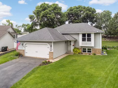 14227 Dearborn Path, Rosemount, MN 55068