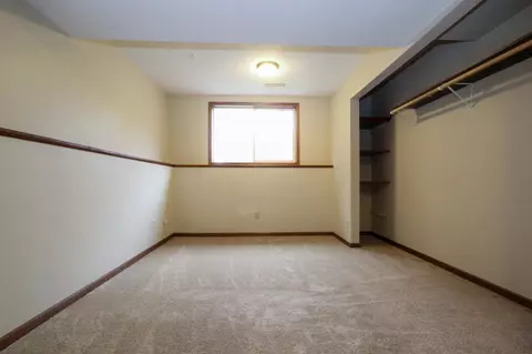 5358 Clayton Dr, Maple Plain, MN 55359 photo 16