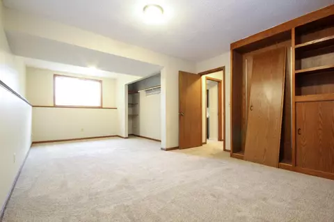 5358 Clayton Dr, Maple Plain, MN 55359 photo 19