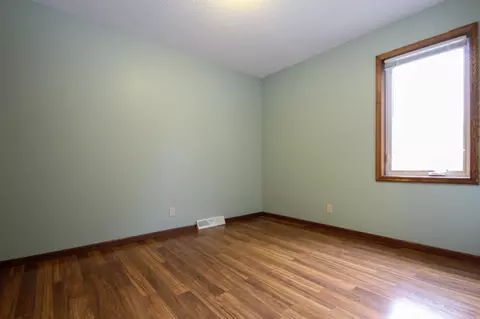 5358 Clayton Dr, Maple Plain, MN 55359 photo 13
