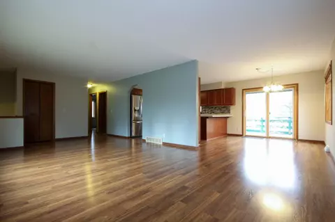 5358 Clayton Dr, Maple Plain, MN 55359 photo 6
