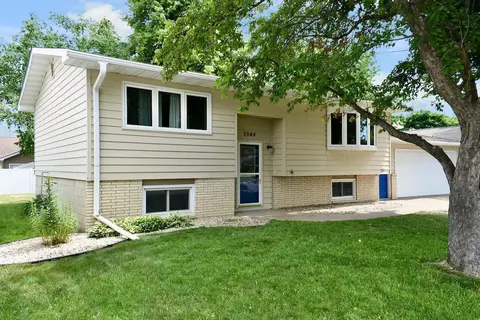 5044 W 7th Pl, Goodview, MN 55987