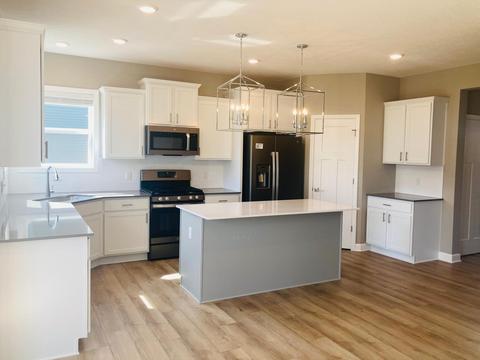 2133 Watermark Way, Lino Lakes, MN 55038