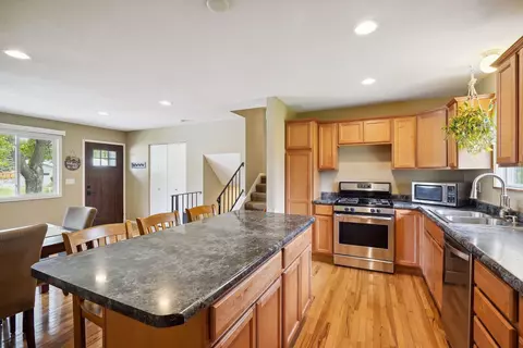 1927 Timber Wolf Ct, Eagan, MN 55122 photo 13