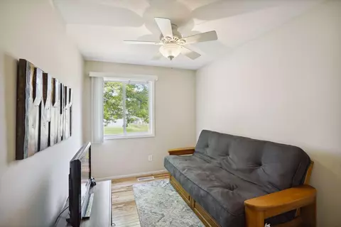 1927 Timber Wolf Ct, Eagan, MN 55122 photo 22