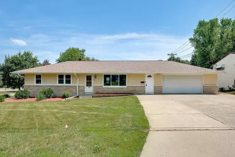 7230 Cleve Ave E, Inver Grove Heights, MN 55076