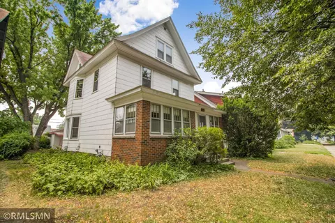 1302 Minnehaha Ave W, Saint Paul, MN 55104