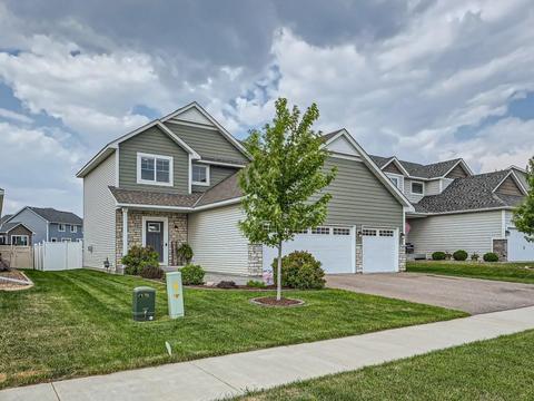 8116 158th St, Savage, MN 55378