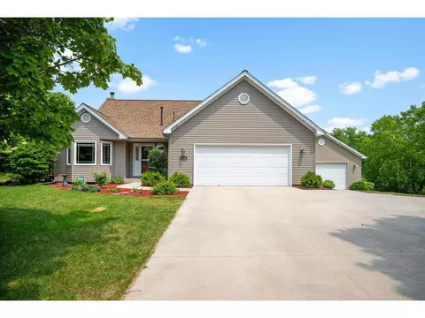 5430 Underwood Ln N, Plymouth, MN 55442