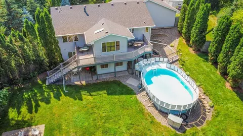 26667 101st St NW, Zimmerman, MN 55398