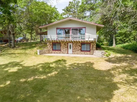 27078 W Twin Lake Dr, Pequot Lakes, MN 56472