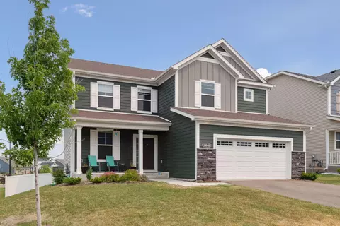 18040 Hartlin Ave, Lakeville, MN 55044