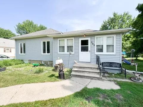 505 Lake Ave, Worthington, MN 56187