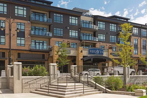 875 Lake St N #407, Wayzata, MN 55391