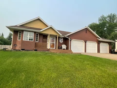 1204 Bridgeport Ln NW, Alexandria, MN 56308