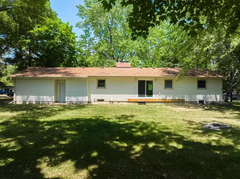 22 Roger Rd, Saint Cloud, MN 56301 photo 3
