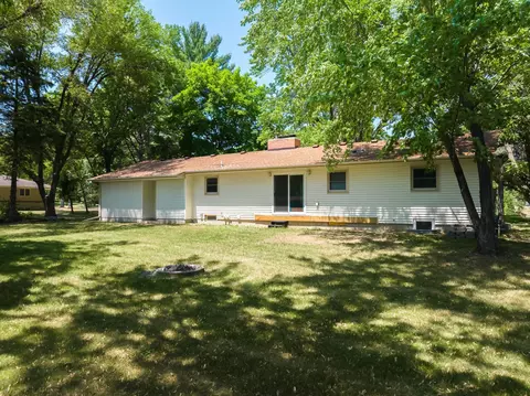 22 Roger Rd, Saint Cloud, MN 56301 photo 4