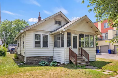 606 Blair Ave, Saint Paul, MN 55103