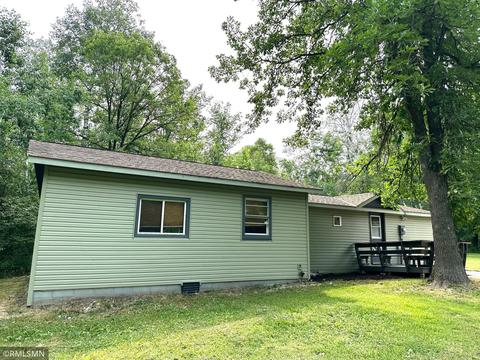 2688 E Wildlife Dr, Brook Park, MN 55007