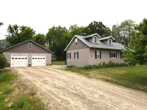 904 9th Ave, Calumet, MN 55716