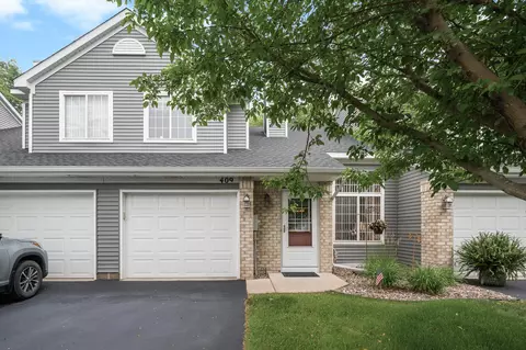 409 Rice Ct #136, Chanhassen, MN 55317