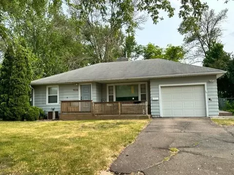 2004 6th Ave NE, Austin, MN 55912