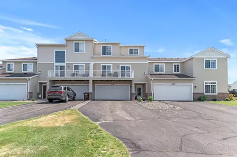 10122 192nd Ln NW, Elk River, MN 55330